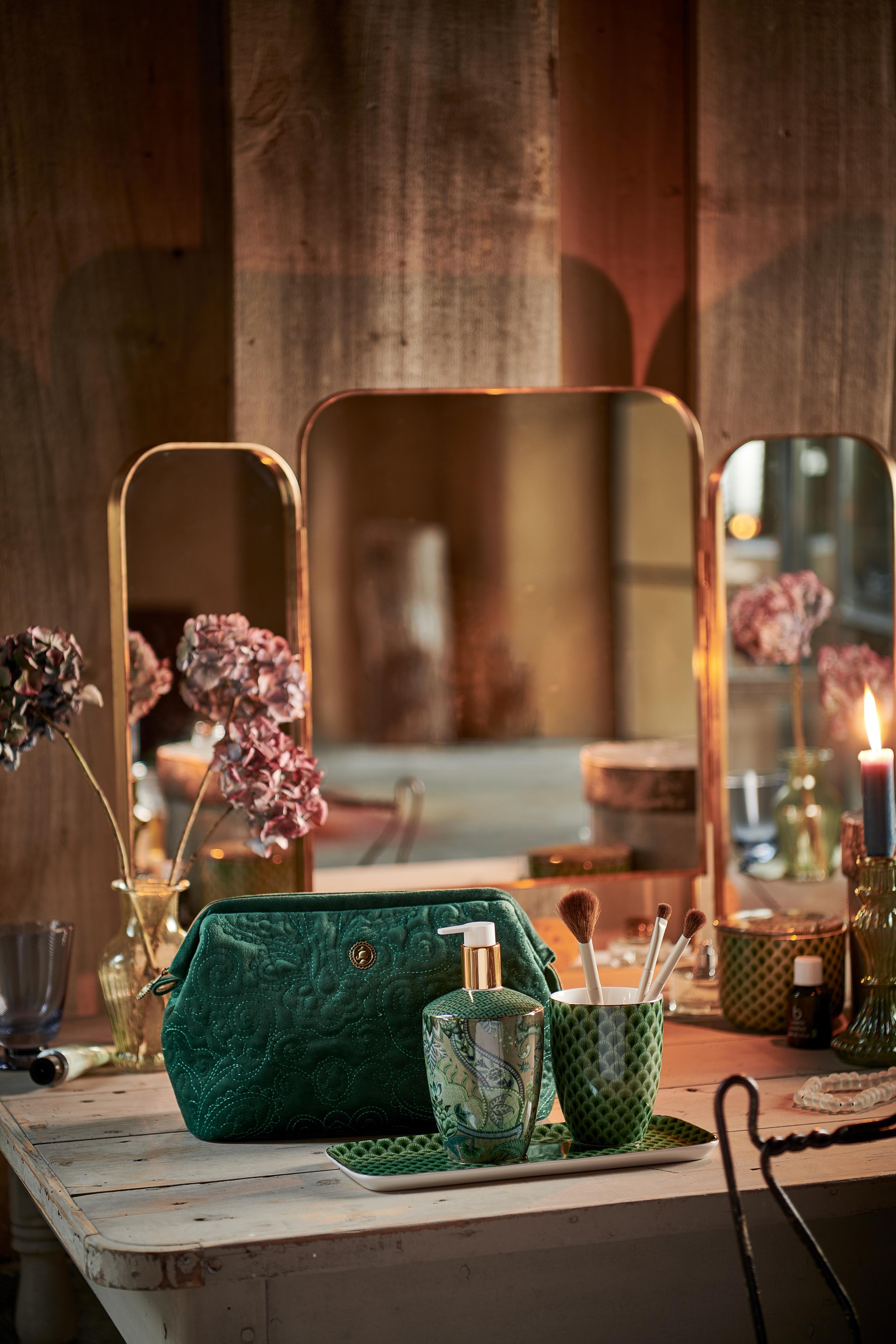 Pip Studio Cooper Velvet Quilted sametová kosmetická taška, zelená