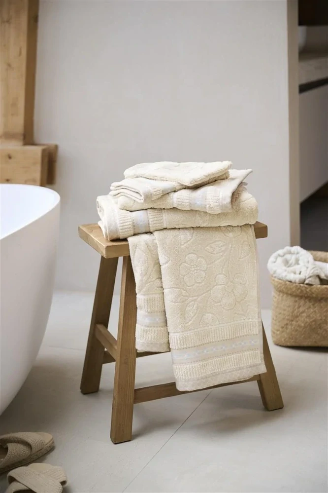 Pip Studio Jasmine Jacquard bavlněná froté osuška tmavě písková 70x140 cm