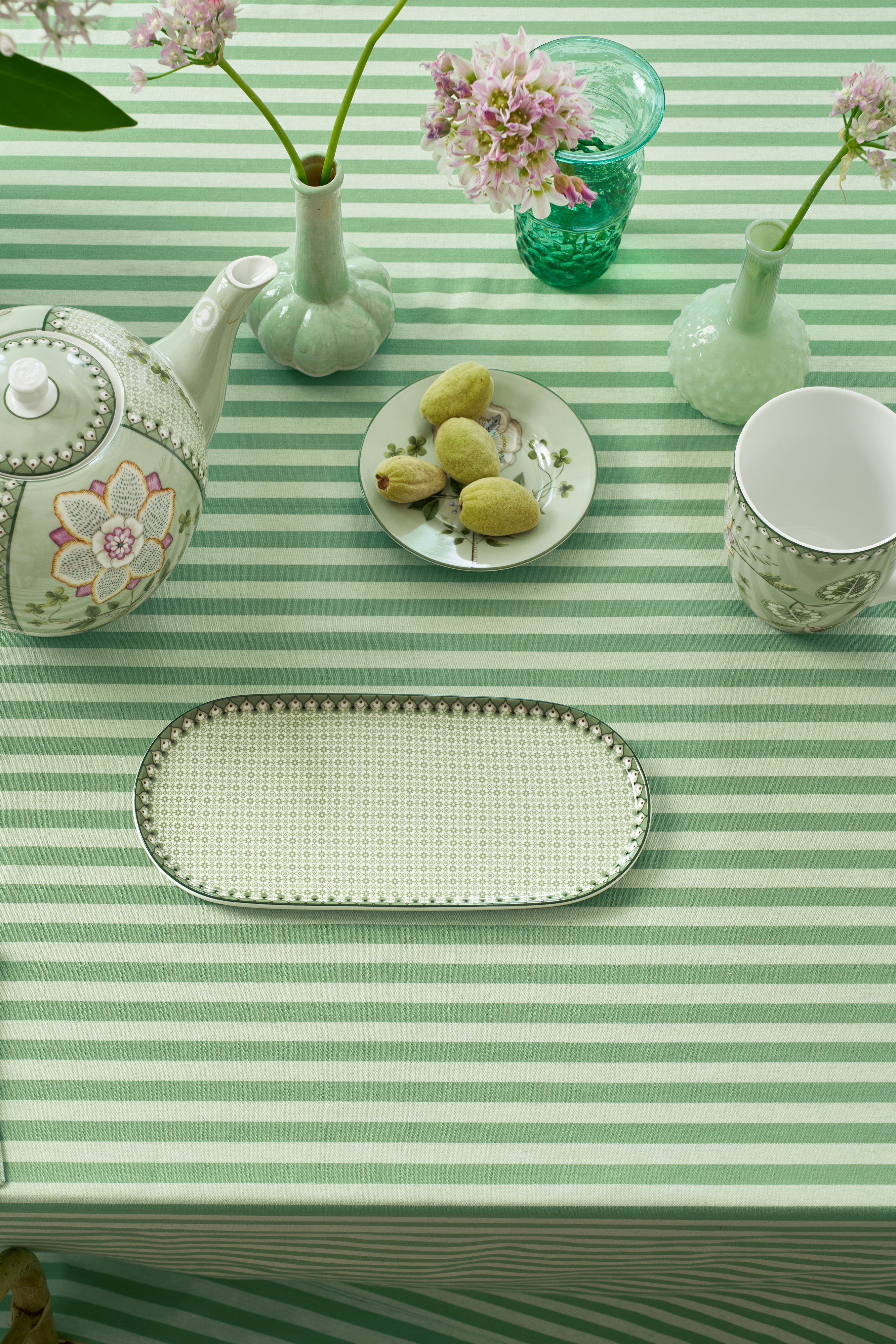 Pip Studio Lily & Lotus oválný tác 25x12cm, zelený