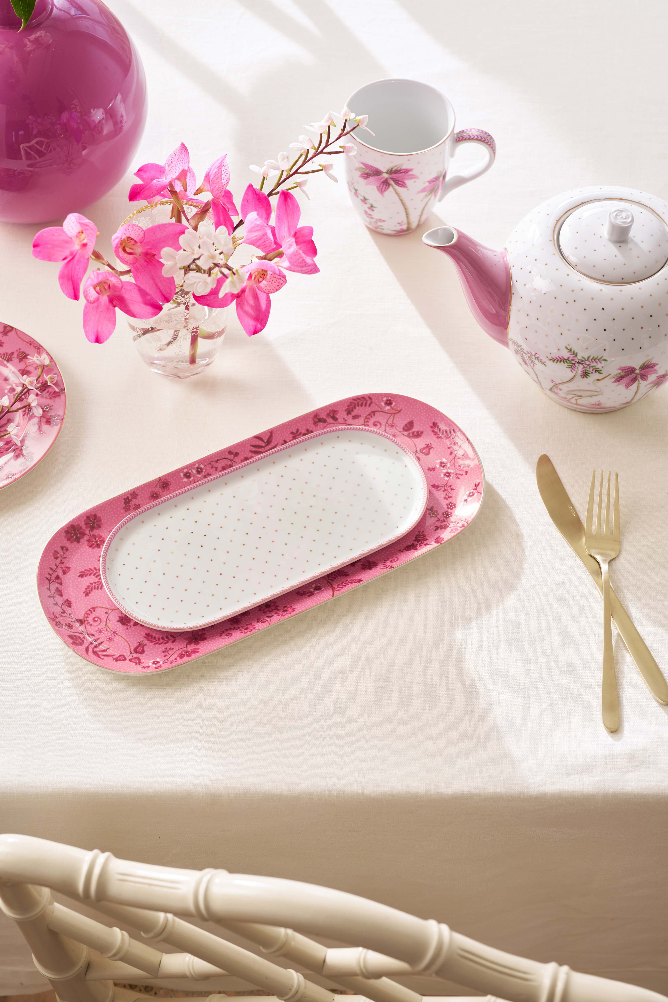 Pip Studio Jolie Dots Gold oválný tác 25x12cm, růžový