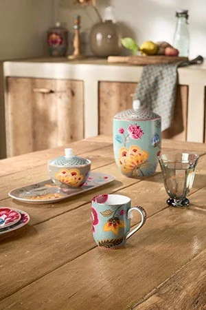 Pip Studio Blooming Tales hrneček 180ml, modrý