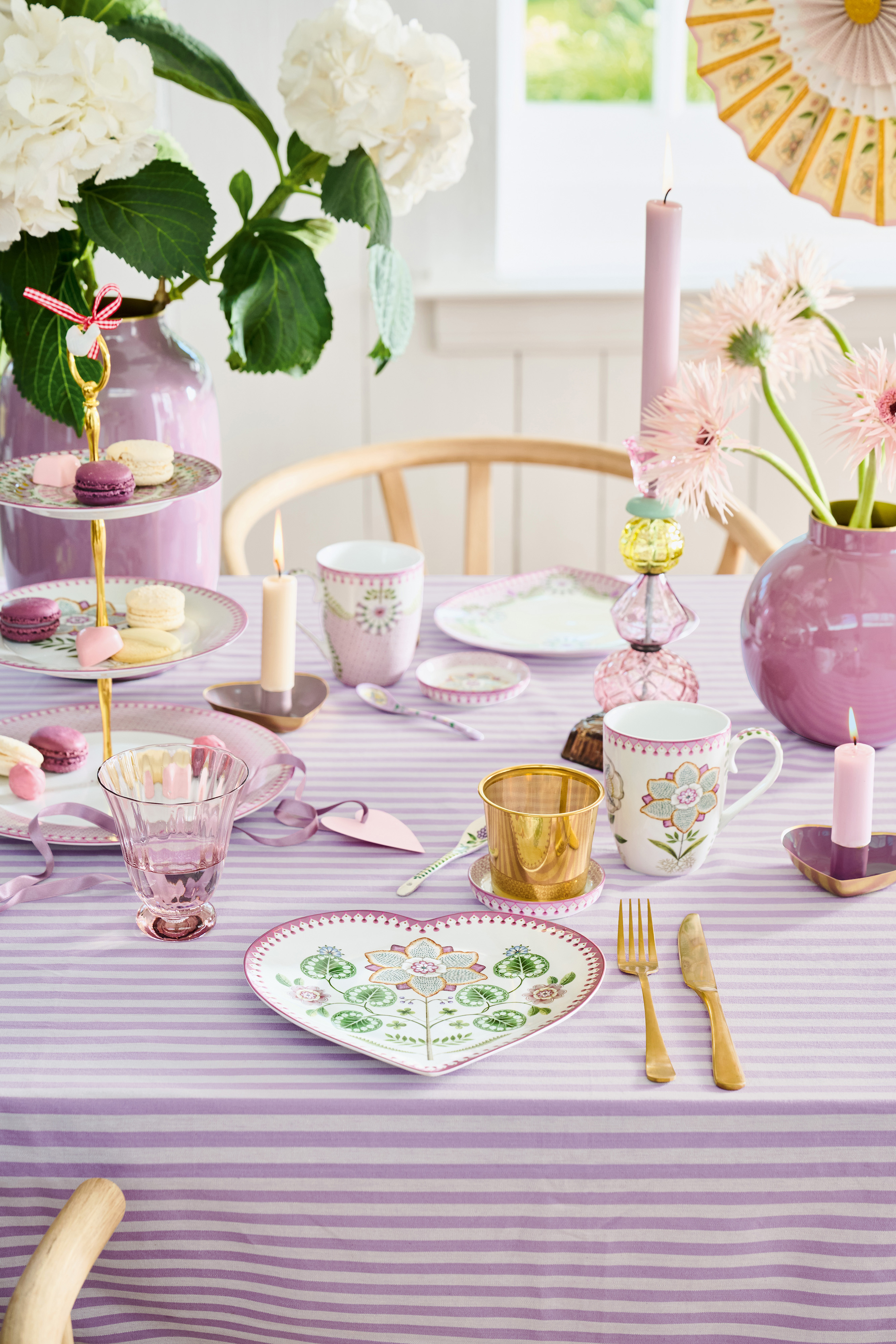 Pip Studio Lily & Lotus sada 2 talířků ve tvaru srdce, lila