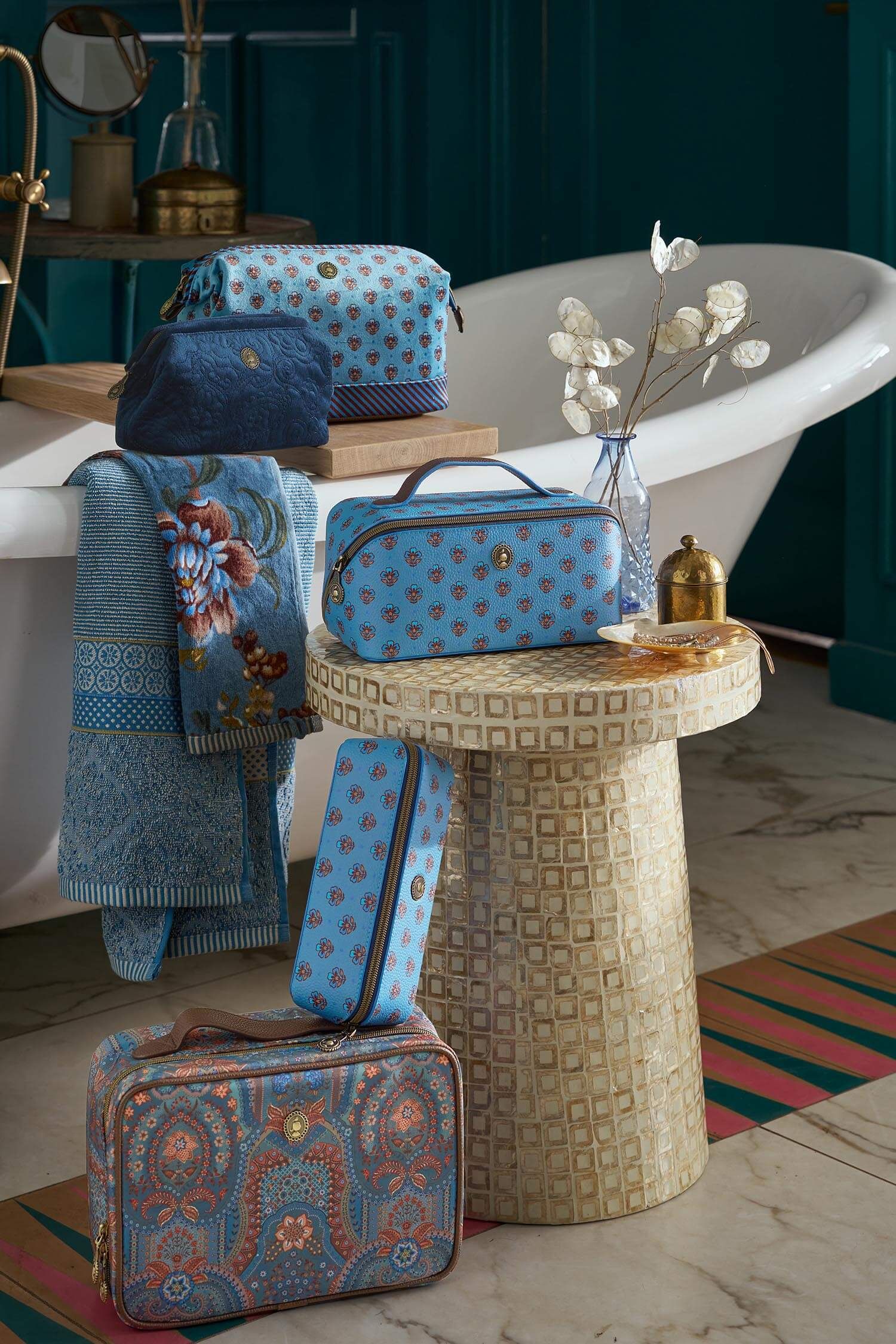 Pip Studio kosmetická taška Cooper Jaipur Flower - modrá
