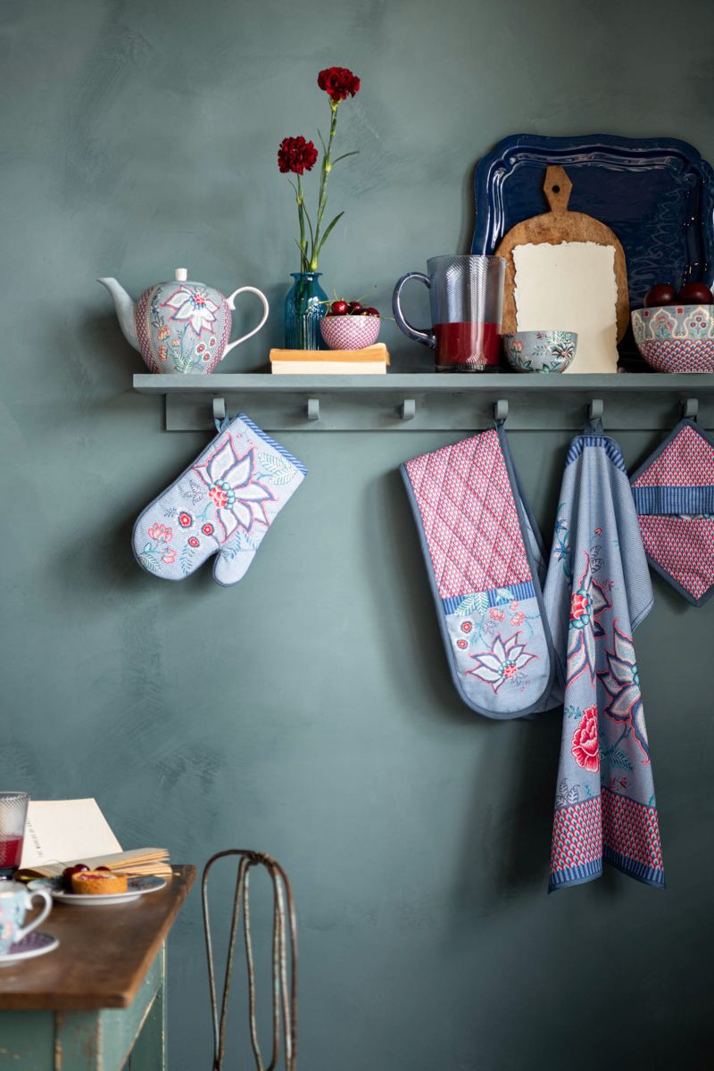 Pip Studio Flower Festival utěrka 50x70cm, světle modrá