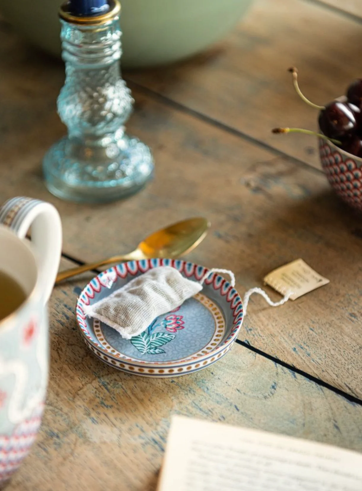 Pip Studio Flower Festival odkládací tácek na čajové sáčky, modrý