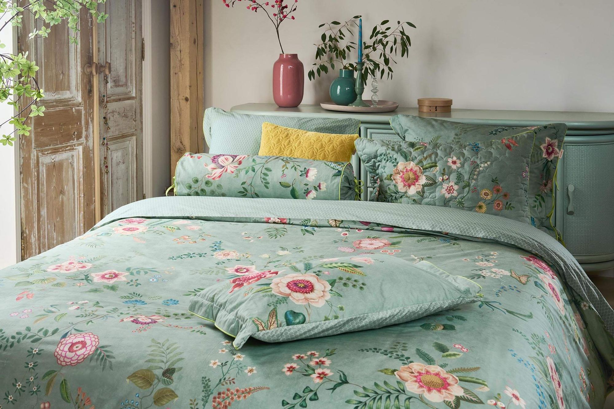 Pip Studio dekorační polštář Everbloom 22 x 70 cm - zelený