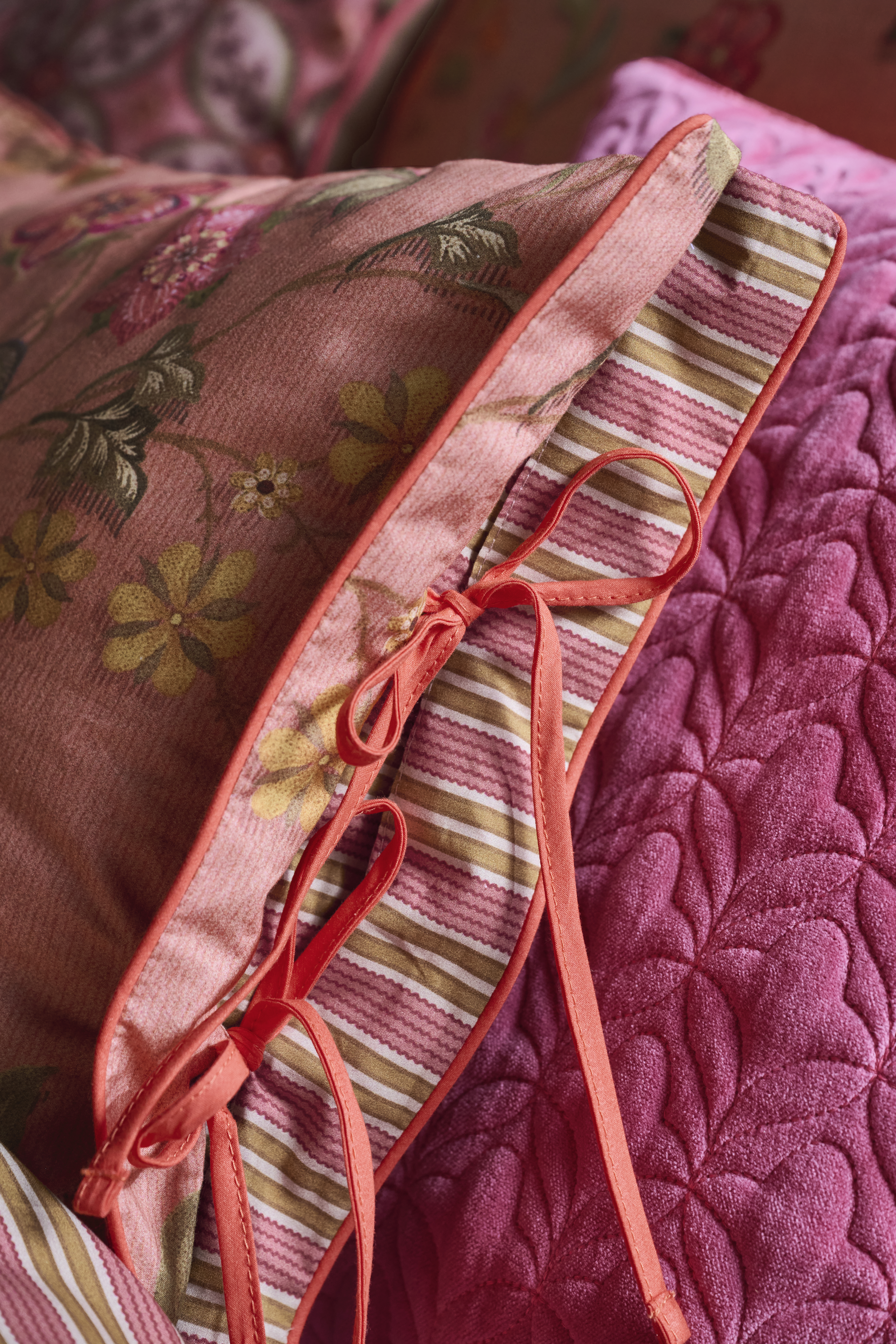Pip Studio dekorační polštářek Coco Flower 35x60cm, perkálový