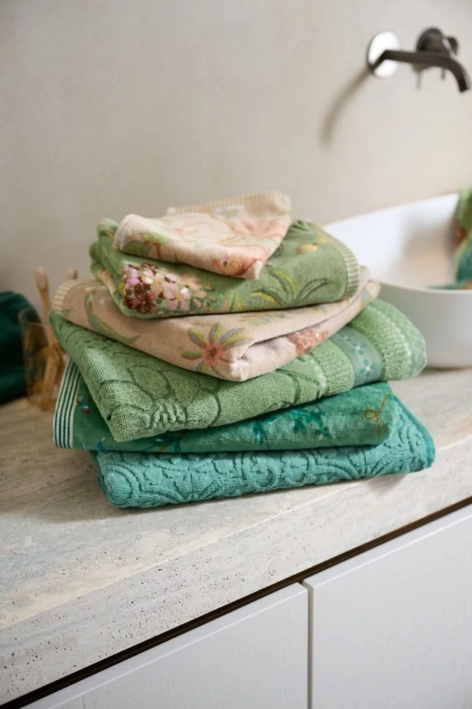 Set ručníku Jasmin Jacquard a kosmetické tašky Mumbai Morning - zelený